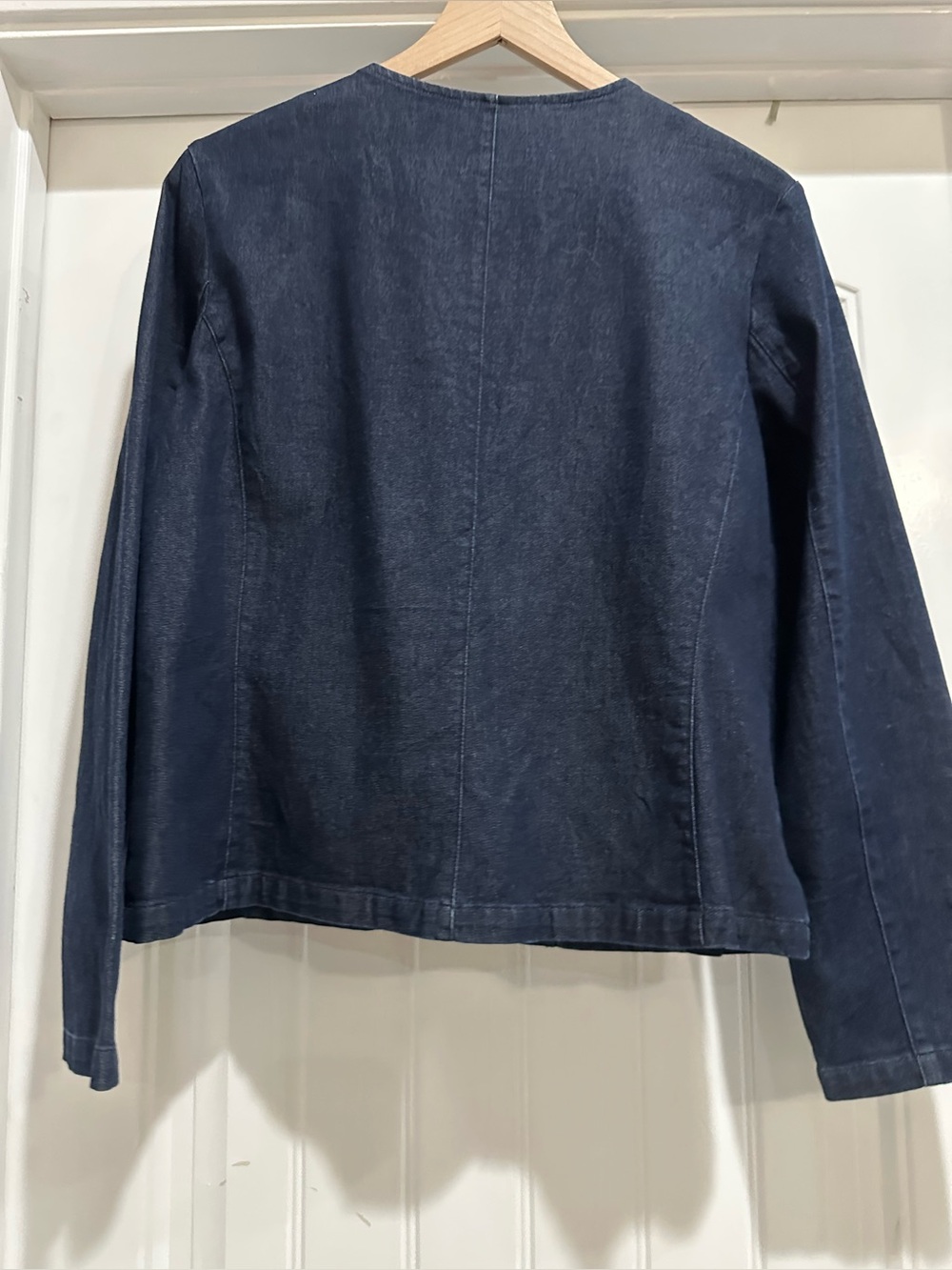 EUC Eddie Bauer Denim Jacket medium - Picture 3 of 4